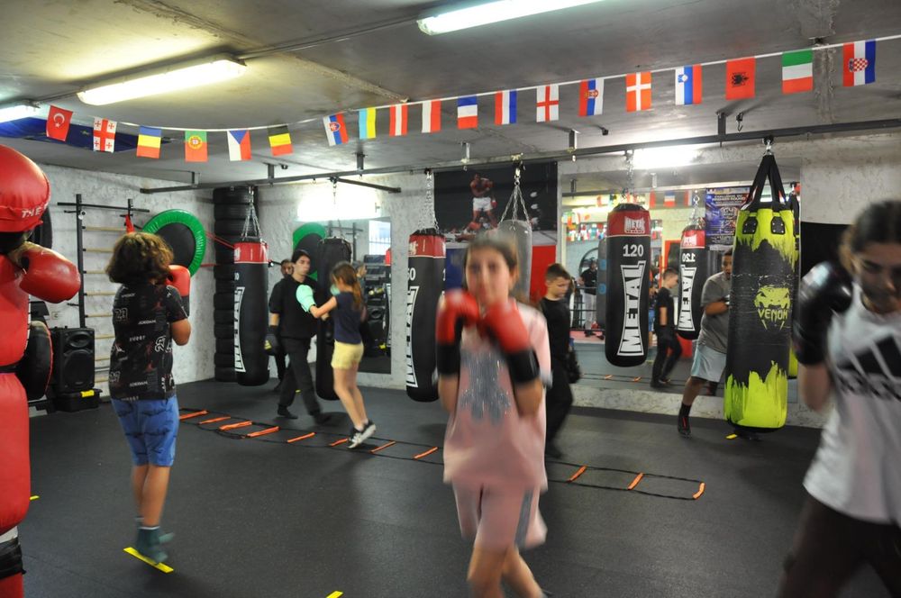 Cours de cardio boxing — La Valette-du-Var